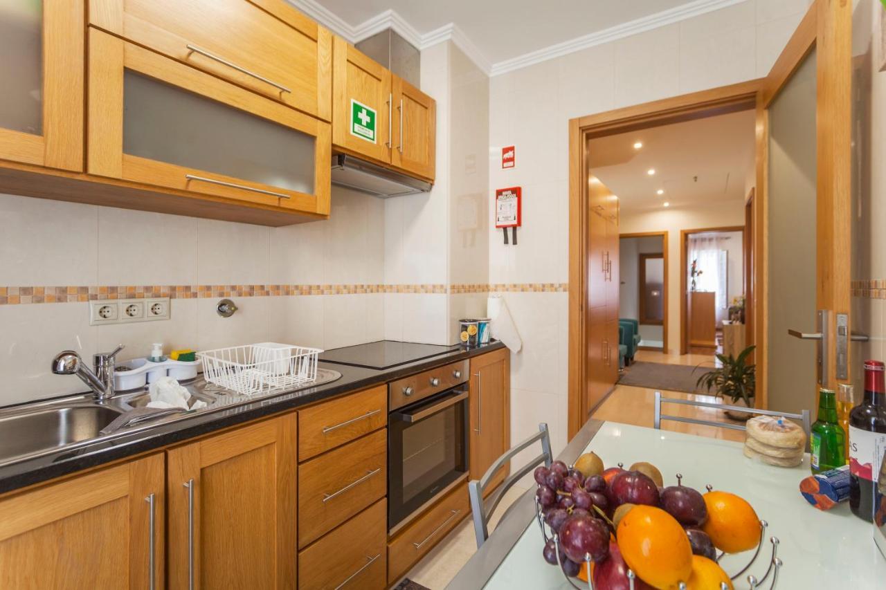 Home Azores - Calheta Suites Downtown 蓬塔德尔加达 外观 照片