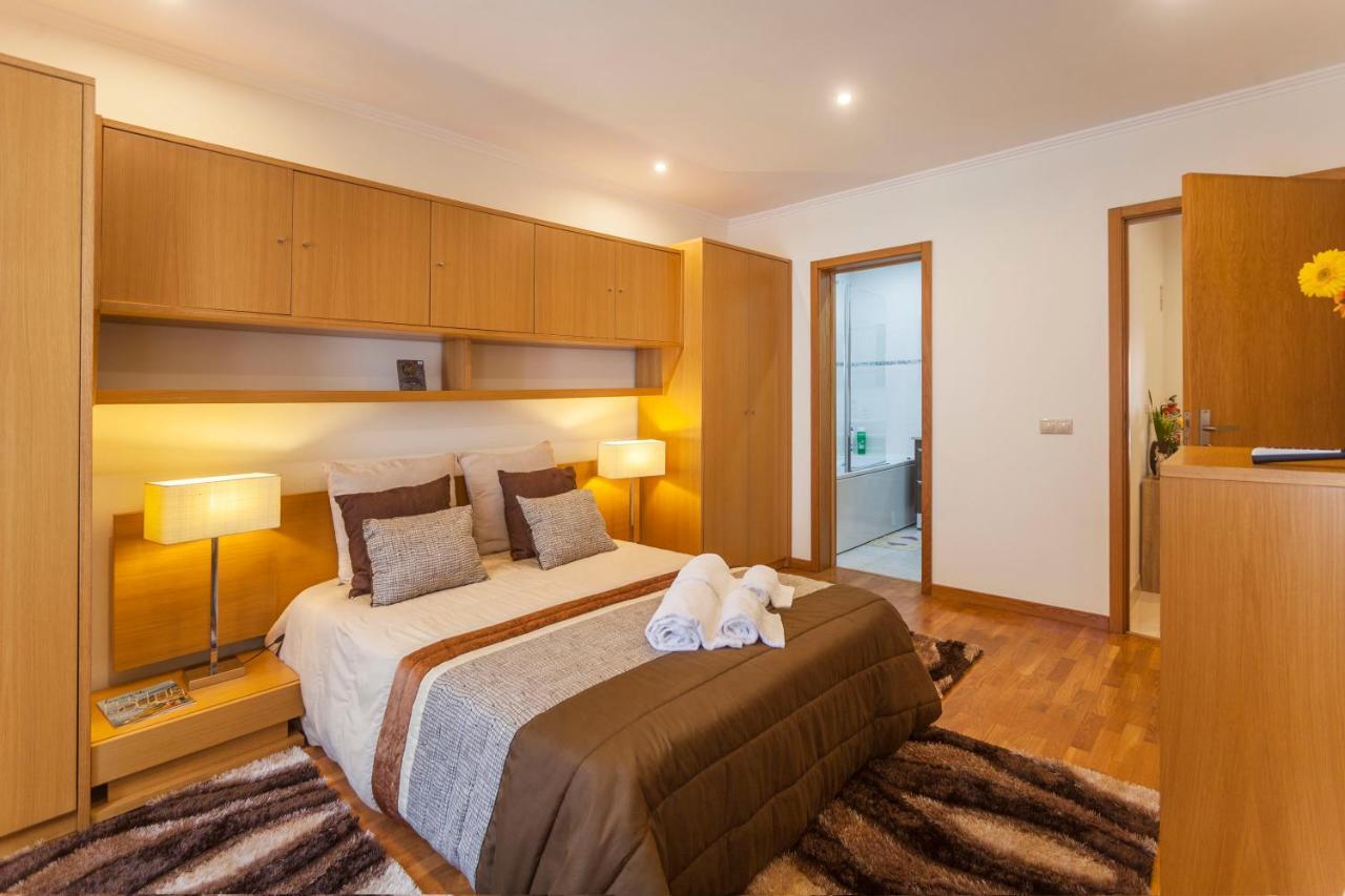 Home Azores - Calheta Suites Downtown 蓬塔德尔加达 外观 照片